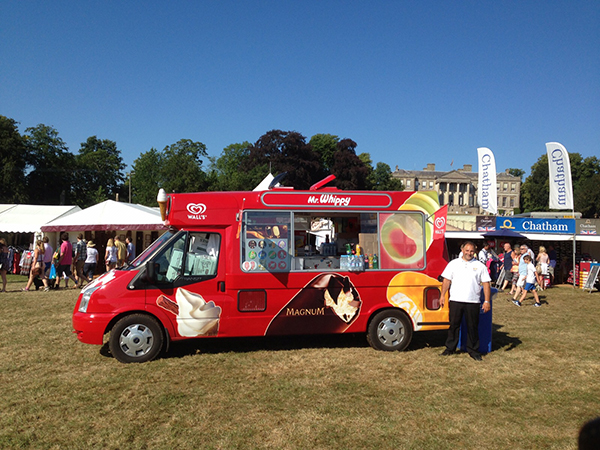 Icecream van hire for Birthday Parties, Special Occasions, Country Shows, Motorsport Events, Festivals in Scunthorpe, Grimsby, Doncaster, Hull, North Lincolnshire and Lincolnshire.